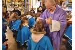 Przyjęcie nowych dziewczynek do grupy DSM w Zakliczynie.